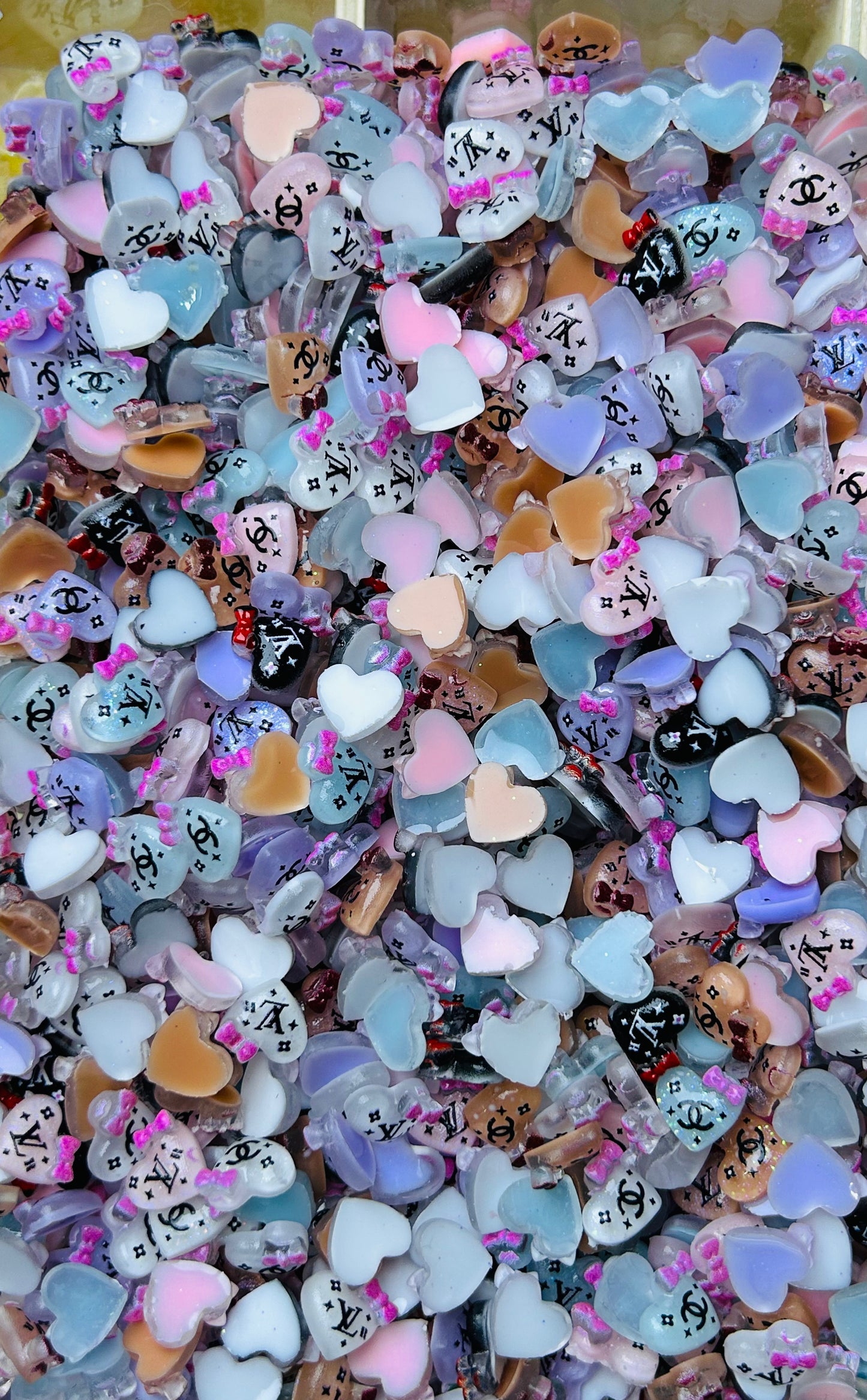 DIY mixed heart-shaped nail art