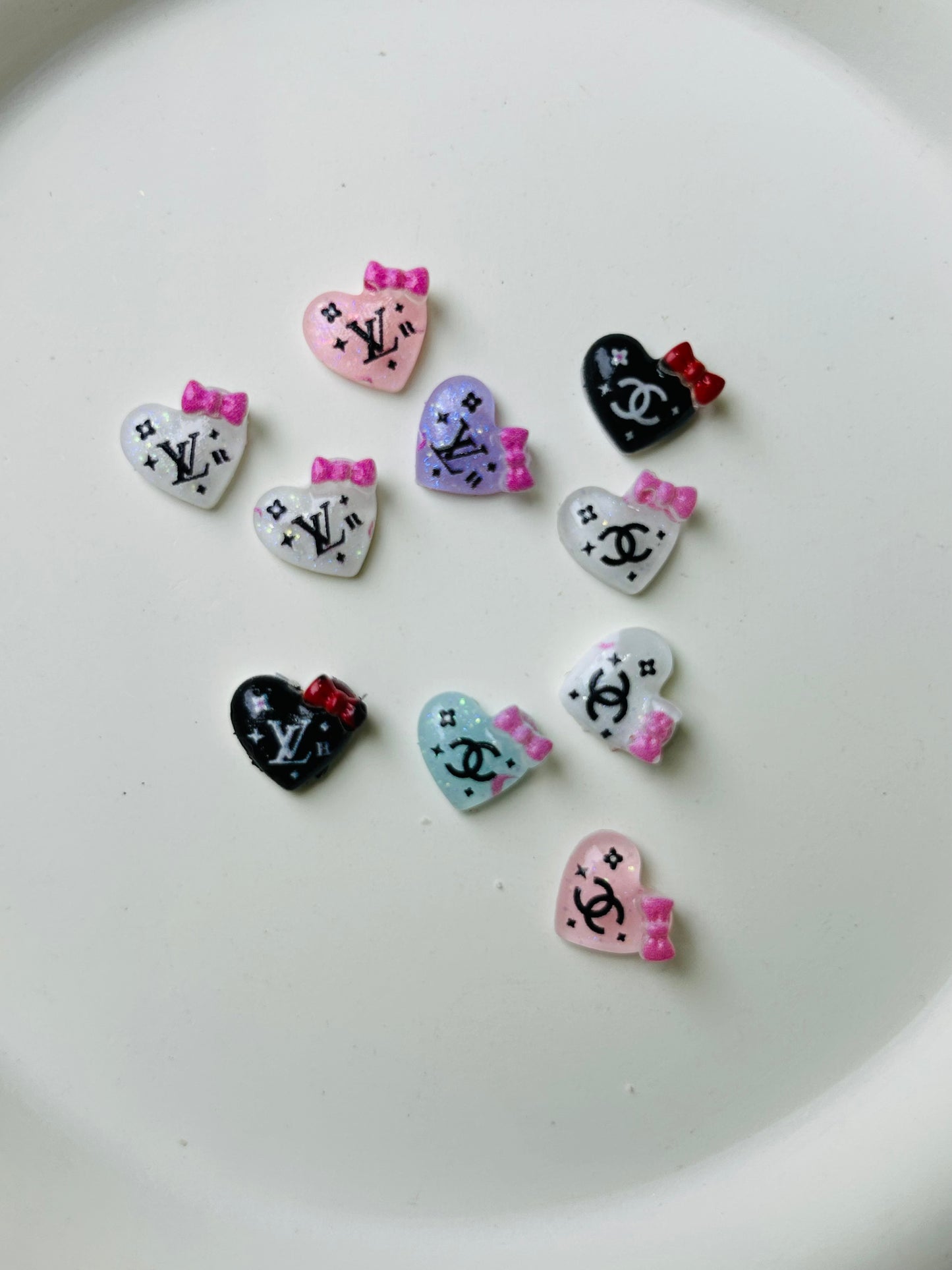 DIY mixed heart-shaped nail art